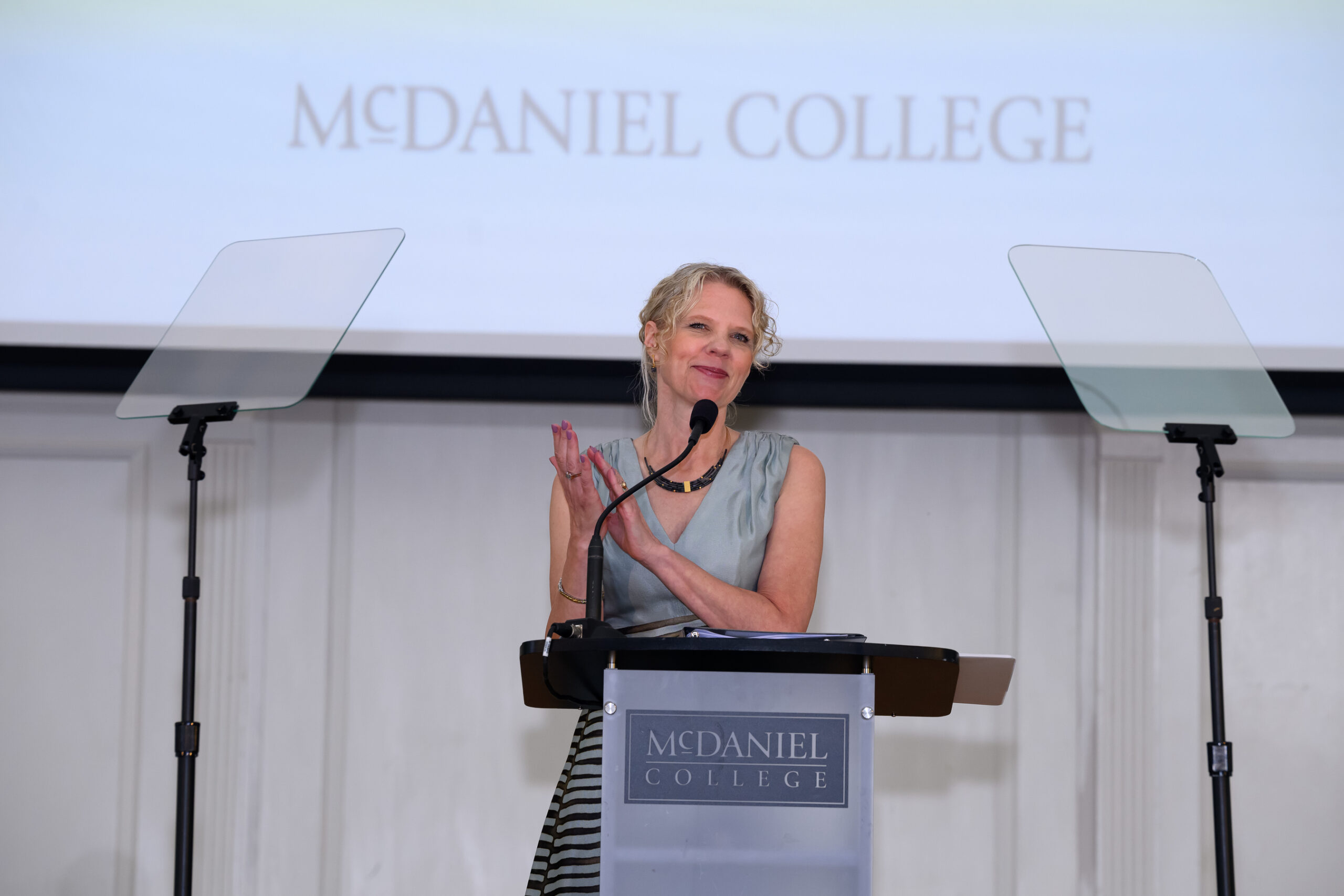 President Julia Jasken speaks at the 2025 McDaniel Founders Gala.
